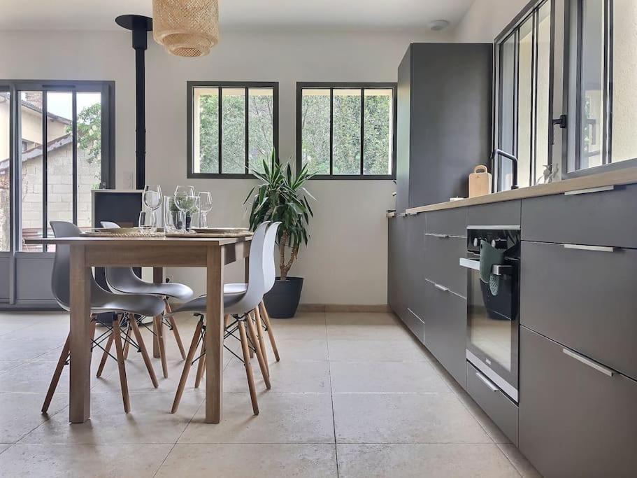 Charme Et Quietude Au Coeur Du Quartier Tiret Villa Ambérieu-en-Bugey Eksteriør billede