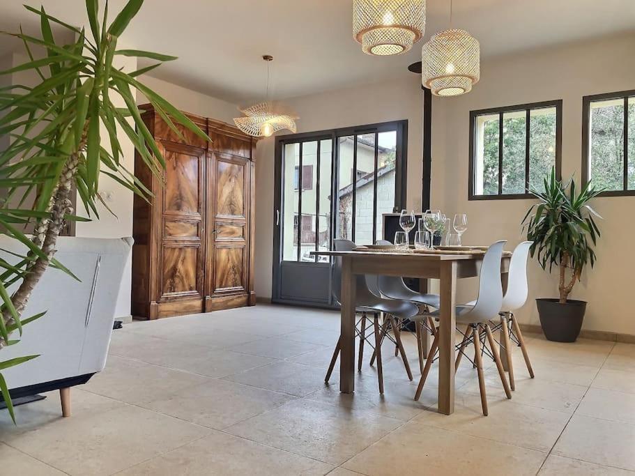 Charme Et Quietude Au Coeur Du Quartier Tiret Villa Ambérieu-en-Bugey Eksteriør billede